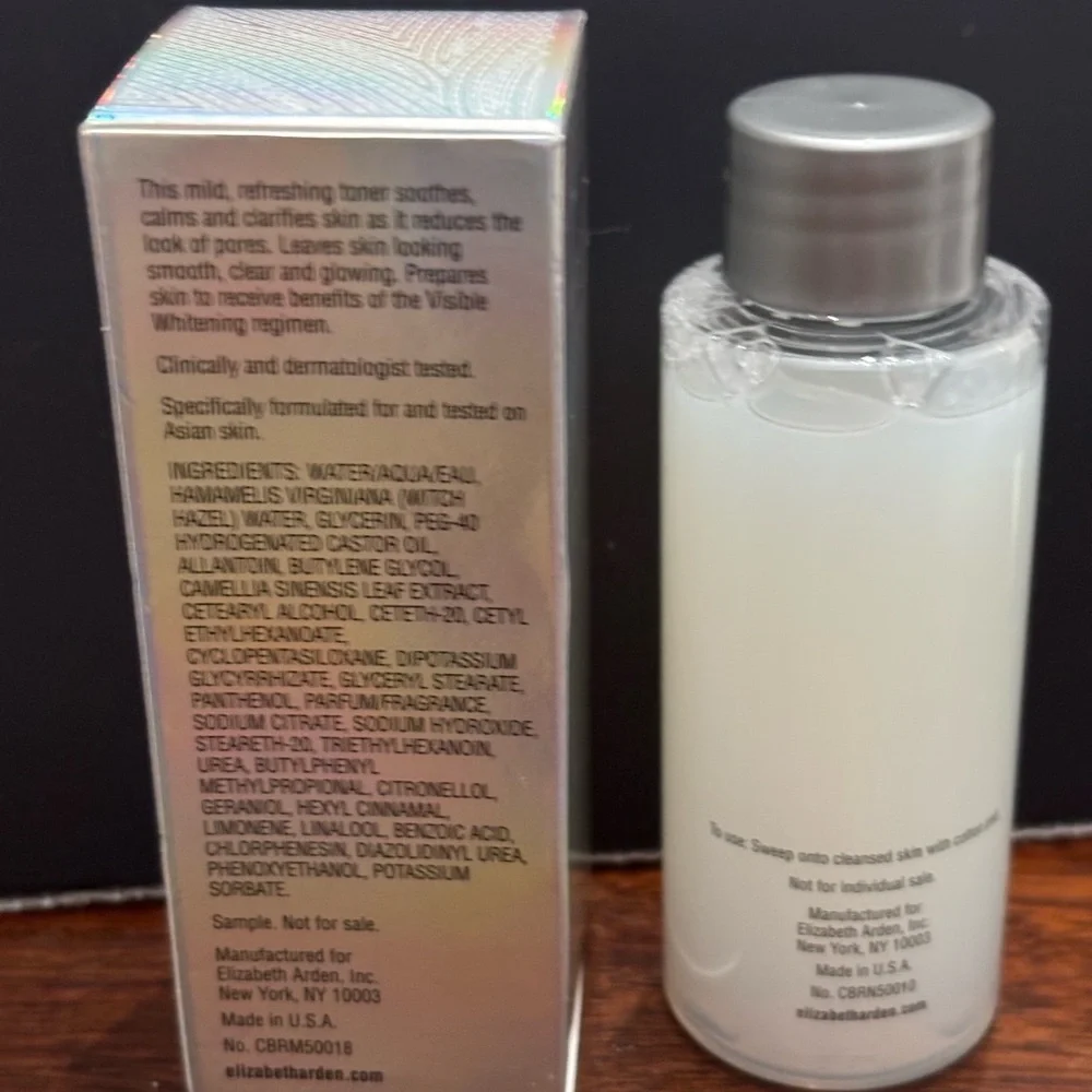NIB Elizabeth Arden Visible Whitening Pure Moisturizing Toner brand new 50ml